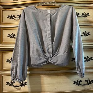 BP. Black and White Jenny Stripe 100% Cotton Twist Hem Top size M